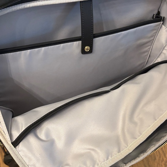 TUMI Black Wheeled Travel Bag - Picture 6 of 10